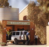 Mud Hut Motel - Accommodation Guide