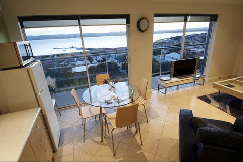 Albany Harbourside Apartments And Houses - Accommodation Asia 3