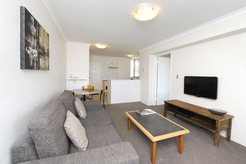 Assured Waterside Apartments - Accommodation Guide 4