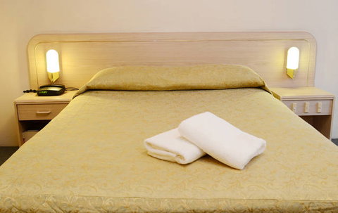 Motel 10 - Accommodation Asia 1