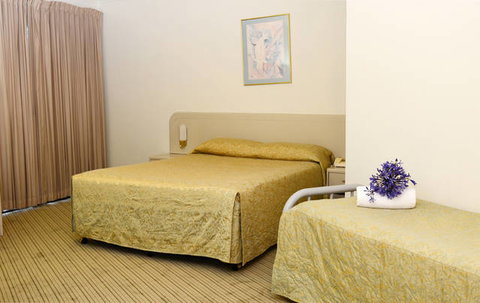 Motel 10 - Accommodation Asia 2