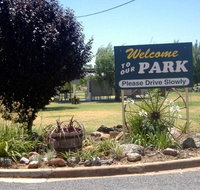 Country Club Caravan Park - Accommodation Asia