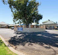 Drakesbrook Hotel - Accommodation Guide