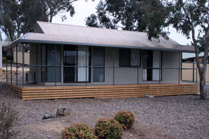 Eaglehawk Holiday Park - Accommodation Guide 2