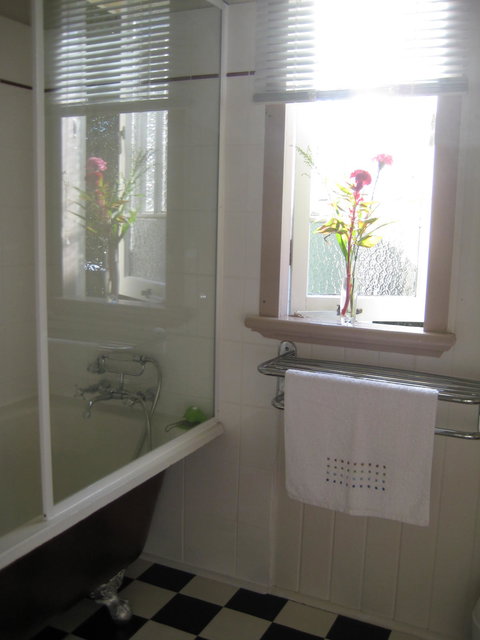 Eco Queenslander Holiday Home - Accommodation Asia 5