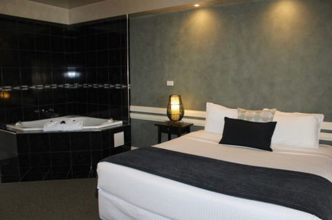 Fairways Resort - Accommodation China 0