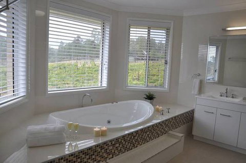 Ghost Riders Vineyard Lodge - Accommodation Asia 0