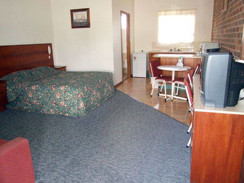 Leeton Heritage Motor Inn - Accommodation China 1