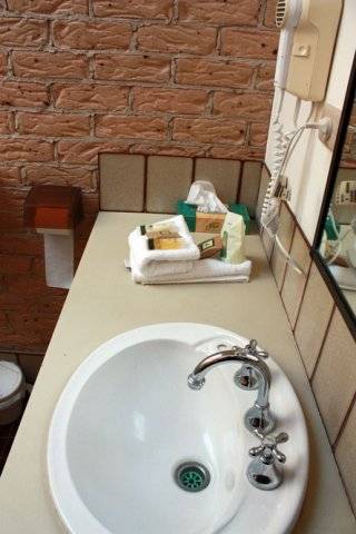 Lookout Motor Inn - Accommodation Asia 1