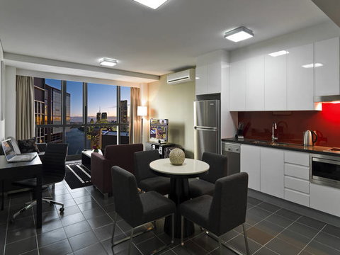 Meriton Serviced Apartments - Adelaide Street - Accommodation Asia 3
