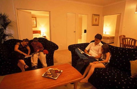 Mont Clare Boutique Apartments - Accommodation Guide 1