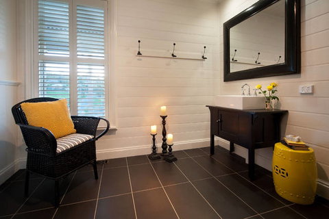 Mount Olive - Accommodation Asia 11