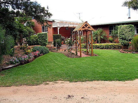 Mulanah Gardens B&B Cottages/Wedding Venue - Accommodation China 0