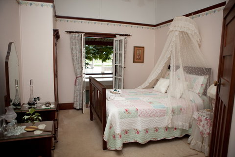 Netherby House - Accommodation Asia 2