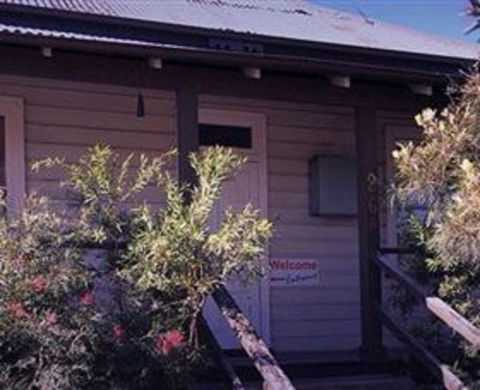 Bottlebrush Backpackers - Accommodation China 1