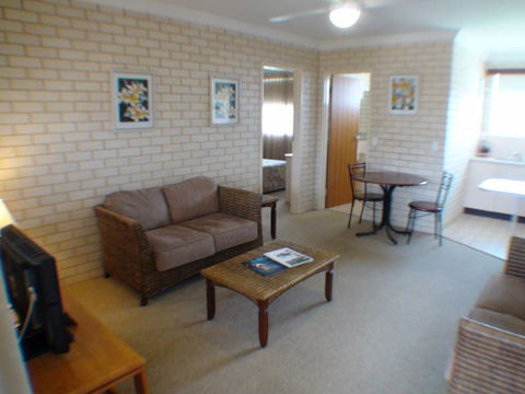 Santa Fe Motel And Holiday Units - Accommodation Asia 3