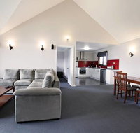 Scarlet Woods Chalet - Accommodation Guide