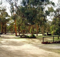 Toodyay Holiday Park  Chalets - Accommodation China