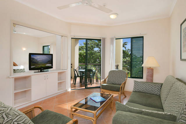 Kamerunga QLD Accommodation China