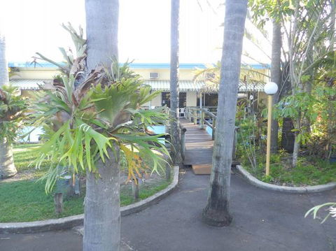 Tropical Gardens Motor Inn - Accommodation China 1