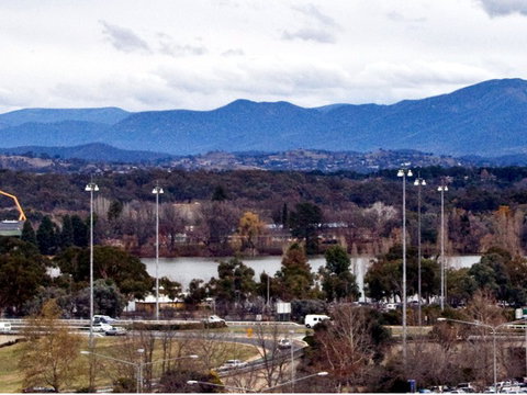 Waldorf Apartment Hotel Canberra - Accommodation Asia 4