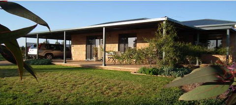 Welcome Cottage Executive Serviced Accommodation - Accommodation China 0