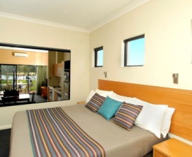 Assured Ascot Quays Apartment Hotel - Accommodation Guide 1