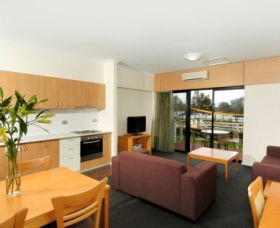 Assured Ascot Quays Apartment Hotel - Accommodation Guide 2