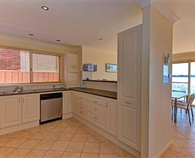 Luxury Waterfront House - Accommodation Asia 1