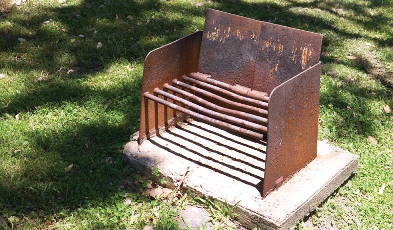 Yarrowitch NSW Accommodation China