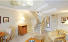Anchorage Port Stephens - Accommodation China 1