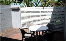 Plover Deluxe Villa 25 - Accommodation Asia 0