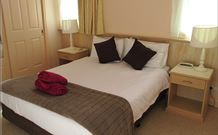 Waratah Family Cottage 82 - Accommodation Asia 0