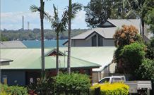 Waratah Family Cottage 82 - Accommodation Asia 2