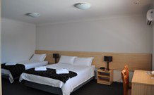 Red Cedar Motel: Muswellbrook - Accommodation China 0