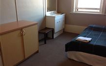 Royal Hotel Yass - Yass - Accommodation China 0