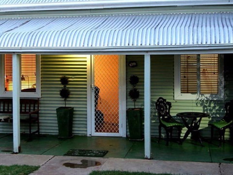 Unique Outback Cottages Hebbard Cottage - Accommodation China 0