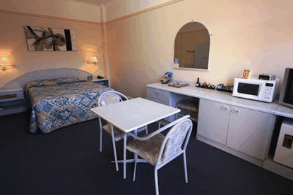 Comfort Inn Crystal - Accommodation Asia 3
