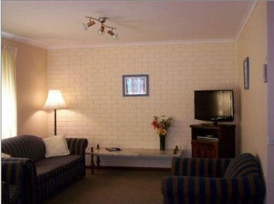 Anchor Bell Holiday Apartments - Accommodation China 0