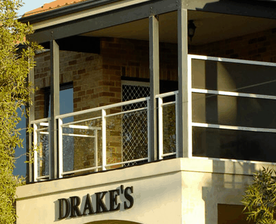Drakes Apartments With Cars - Accommodation Asia 2