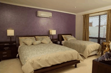 The Charles Robbins - Accommodation Guide