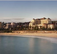 Crowne Plaza Coogee Beach