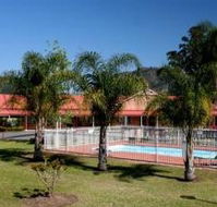 Gloucester Country Lodge - Accommodation Guide