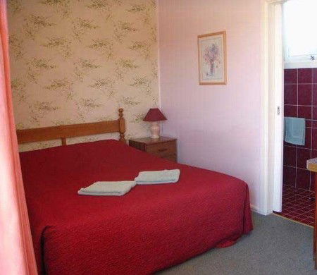Hillview Motel - Accommodation Guide 0