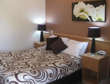 Tumut NSW Accommodation China