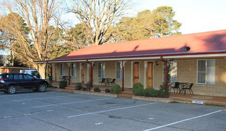 Black Gold Country Cabins - Accommodation Asia 4