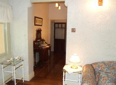 Whispering Pines - Accommodation Guide 1