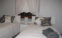 Rawsons Retreat - Accommodation Asia 2