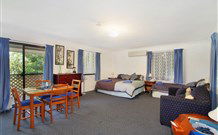 Amelies - Accommodation Guide 0