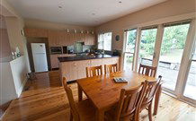 Bromyard Cottage - Accommodation Asia 0